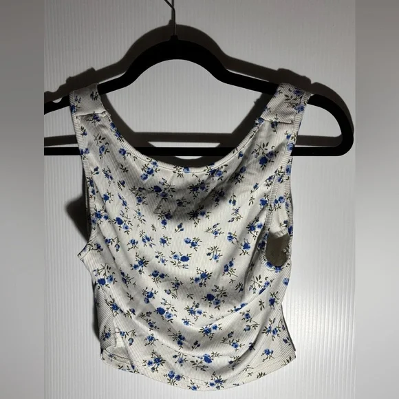 Floral Blue and White kids Top - Picture 2 of 3